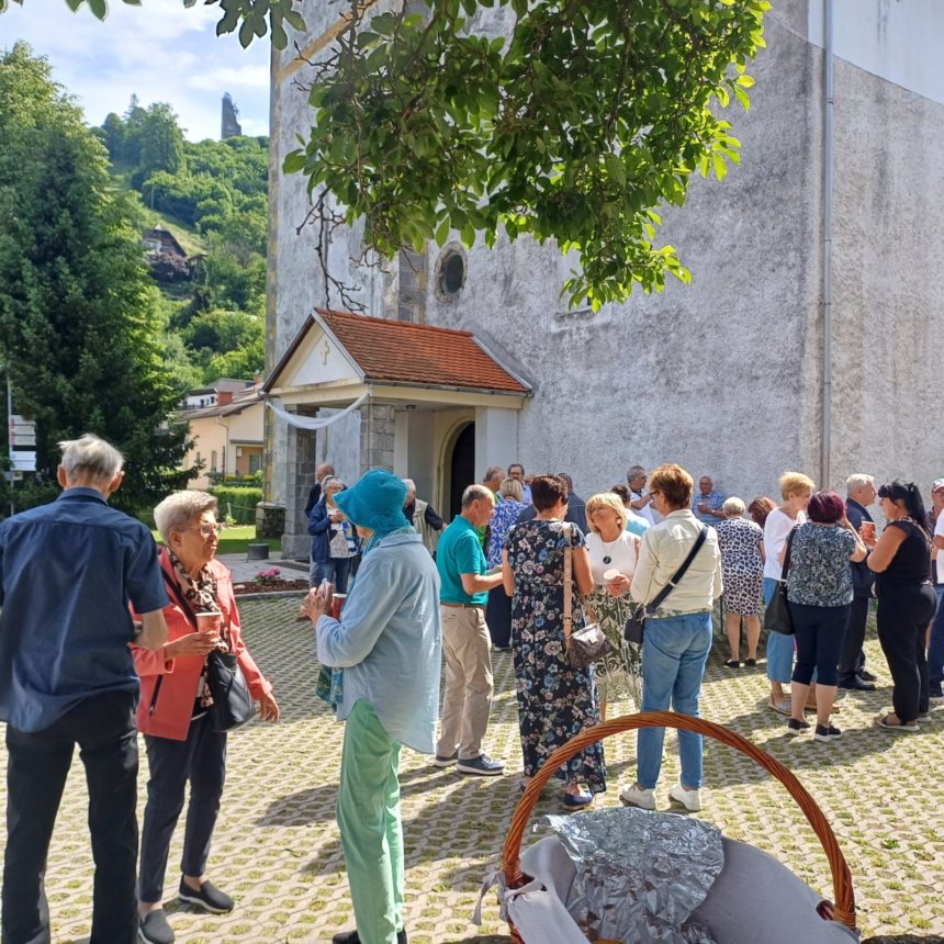 Obisk romarjev iz župnije Brnce na Avstrijskem Koroškem Obisk romarjev iz župnije Brnce na Avstrijskem Koroškem