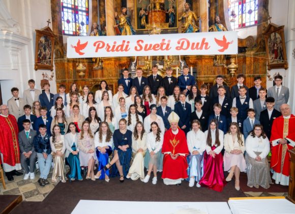 Slovesnost svete birme za Pastoralno enoto Dravograd