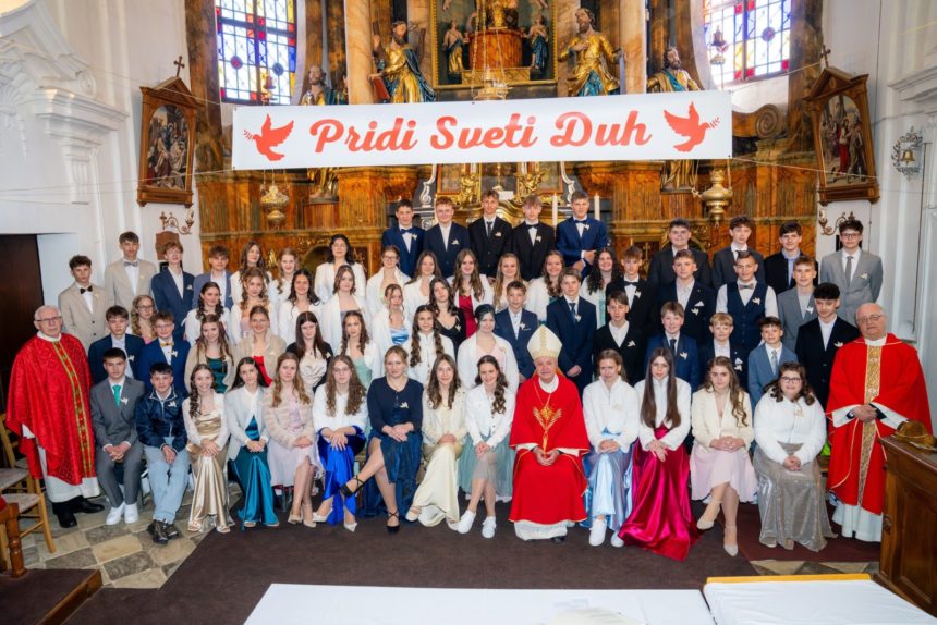 Slovesnost svete birme za Pastoralno enoto Dravograd