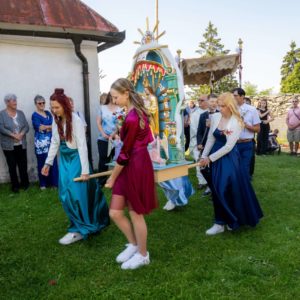 Birma prvo obhajilo, lepa nedelja in zaključek veroučnega leta na Ojstrici- 21.6.2026