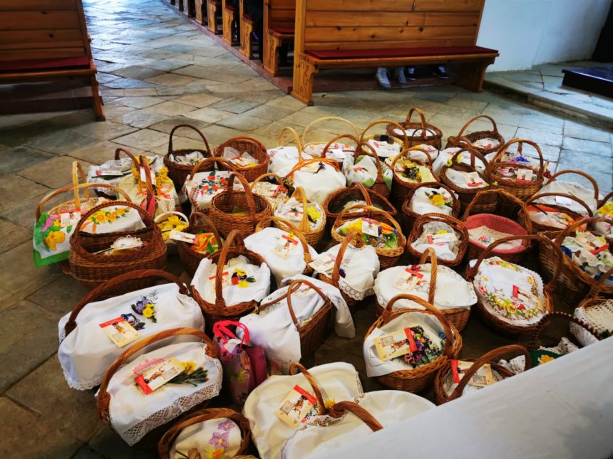 Blagoslovi ognja in jedil na Veliko soboto 2026 – Pastoralna enota Dravograd Blagoslovi ognja in jedil na Veliko soboto 2026 – Pastoralna enota Dravograd