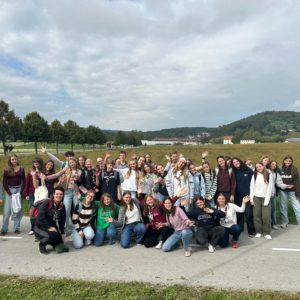 Stična mladih “Vžgi srce”